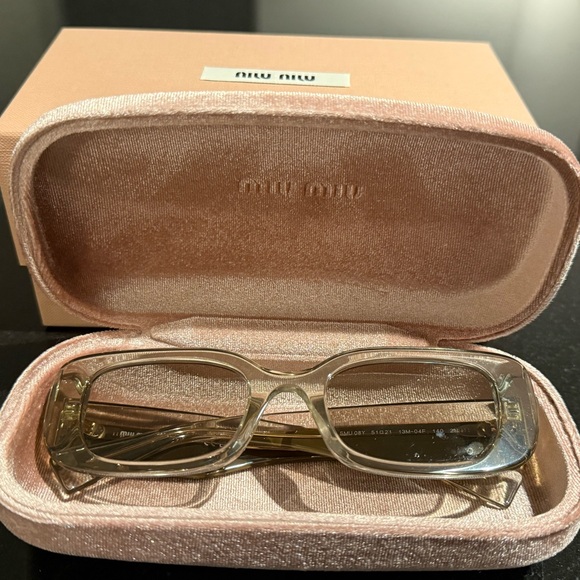 Miu Miu Sunglasses with Pink Velvet Case - Picture 5 of 6